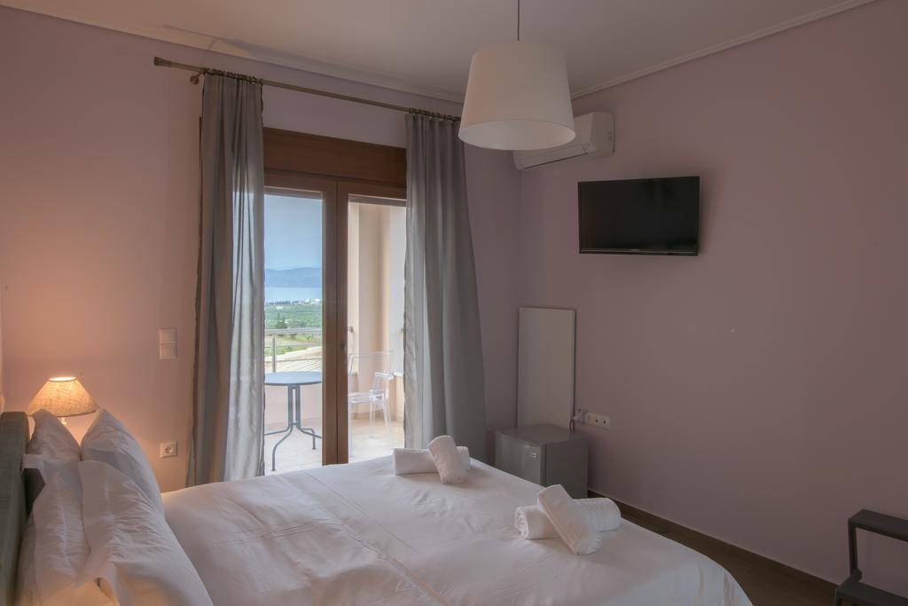 Petra Luxury Rooms And Apartments Corinth Εξωτερικό φωτογραφία